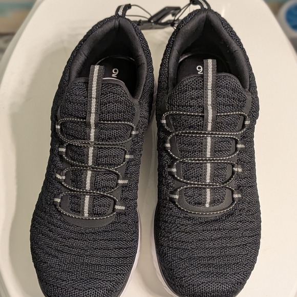 Athletic Works Women's Black Knit Athletic Shoes NWT - Picture 1 of 8